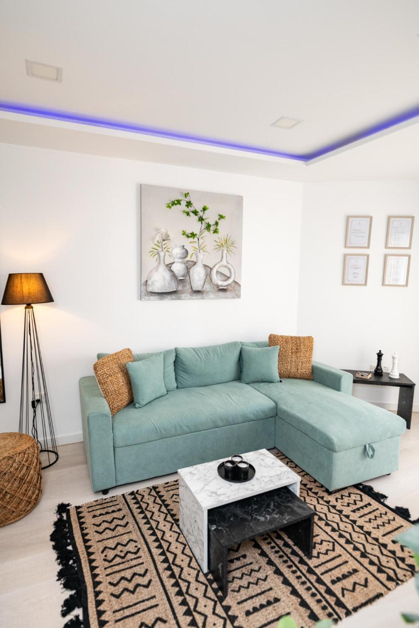 Lazuli Beach & Pool Apartment 501 Larnaca Esterno foto