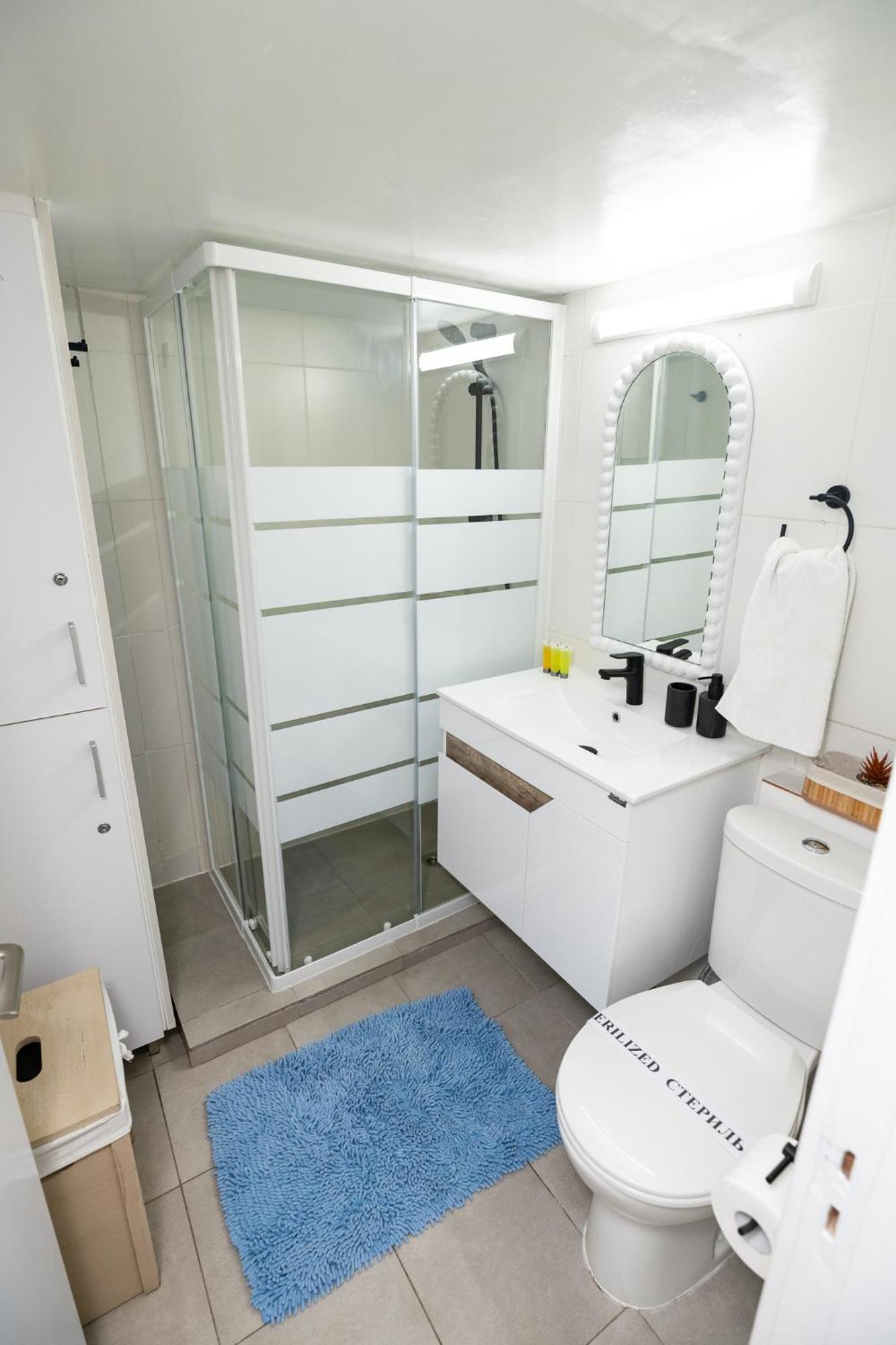 Lazuli Beach & Pool Apartment 501 Larnaca Esterno foto